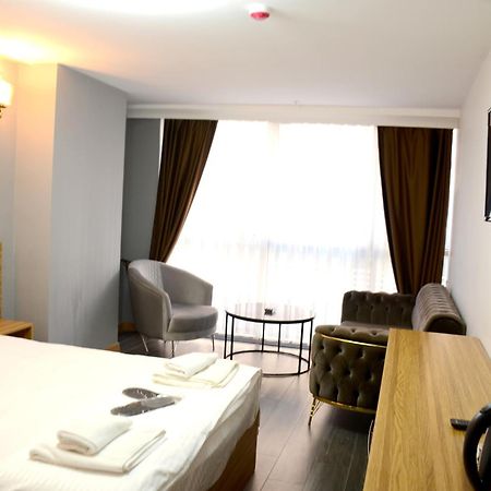 Waves Hotel Истанбул Екстериор снимка