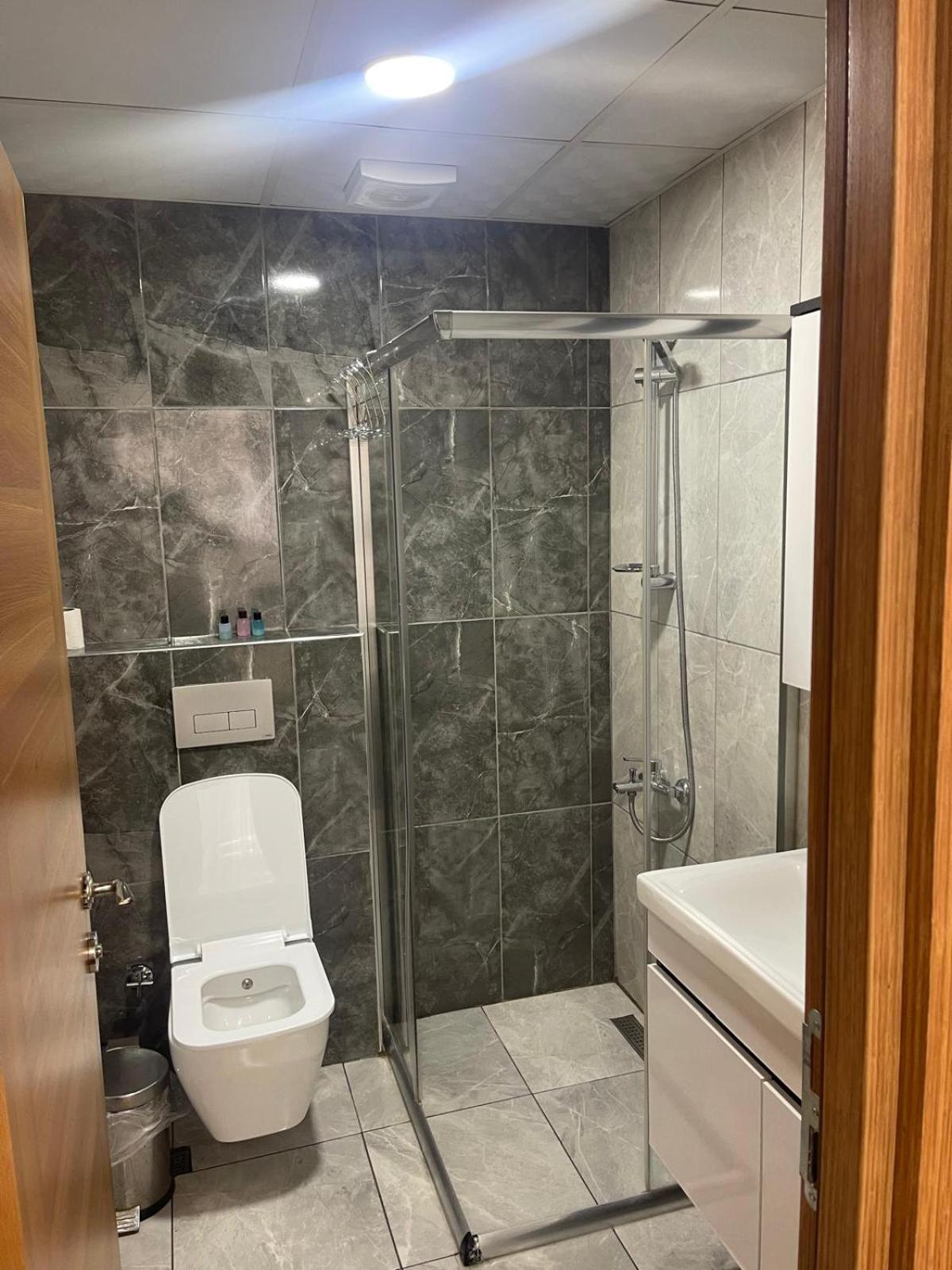 Waves Hotel Истанбул Екстериор снимка